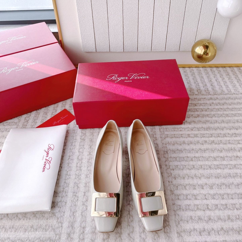 roger u1u1er flat shoes